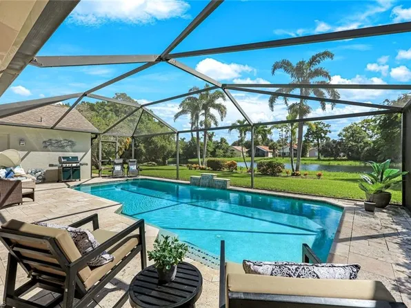 146 Plantation CIR, NAPLES, FL 34104