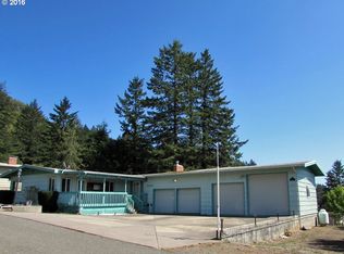 16258 Chapman Ln, Brookings, OR 97415