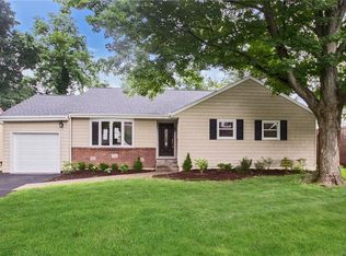 66 Albemarle Rd, White Plains, NY 10605