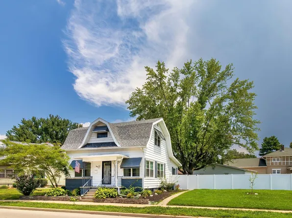 608 N Main St, Bicknell, IN 47512