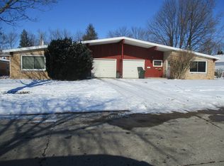 1404 E Mumford Dr, Urbana, IL 61801