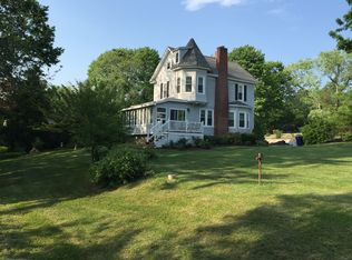 97 Oswegatchie Rd, Waterford, CT 06385