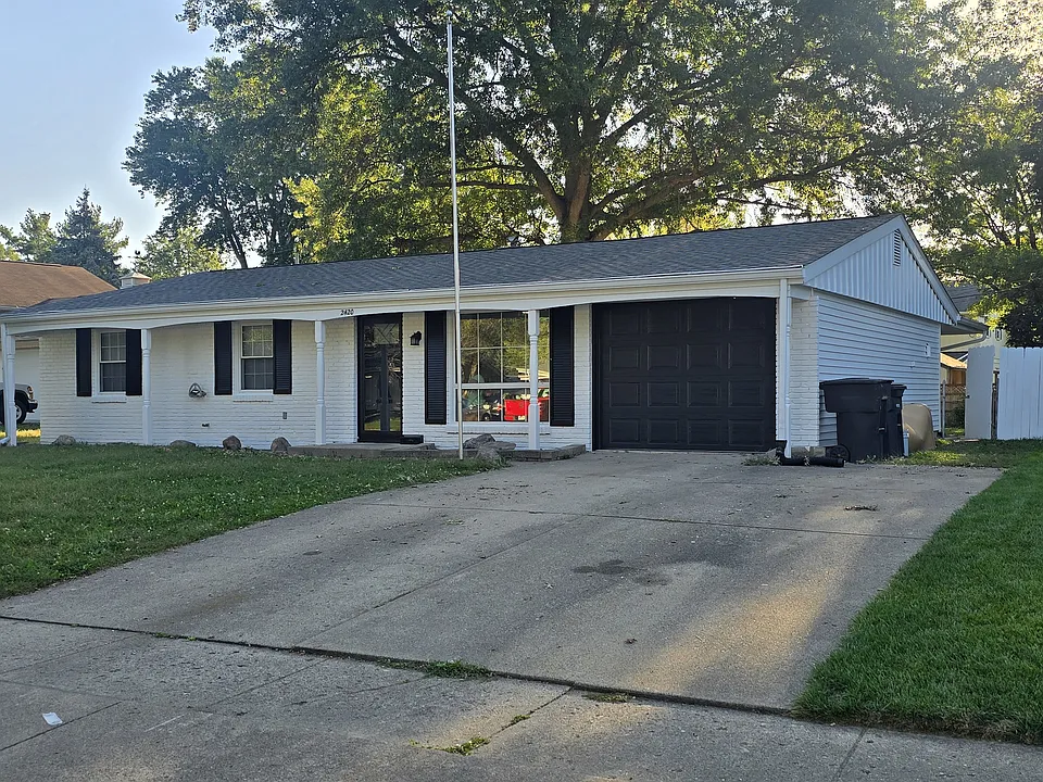 2420 Kickapoo Dr