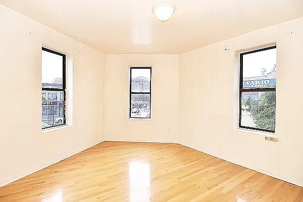 1st image of 450 W 162nd St #W3