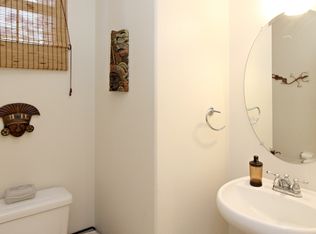 330 W Foothill Blvd, Azusa, CA 91702