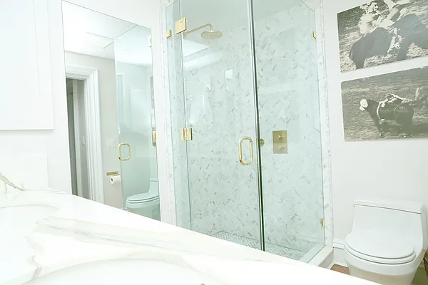 Rented by Alexander Bilu, LREB | media 20