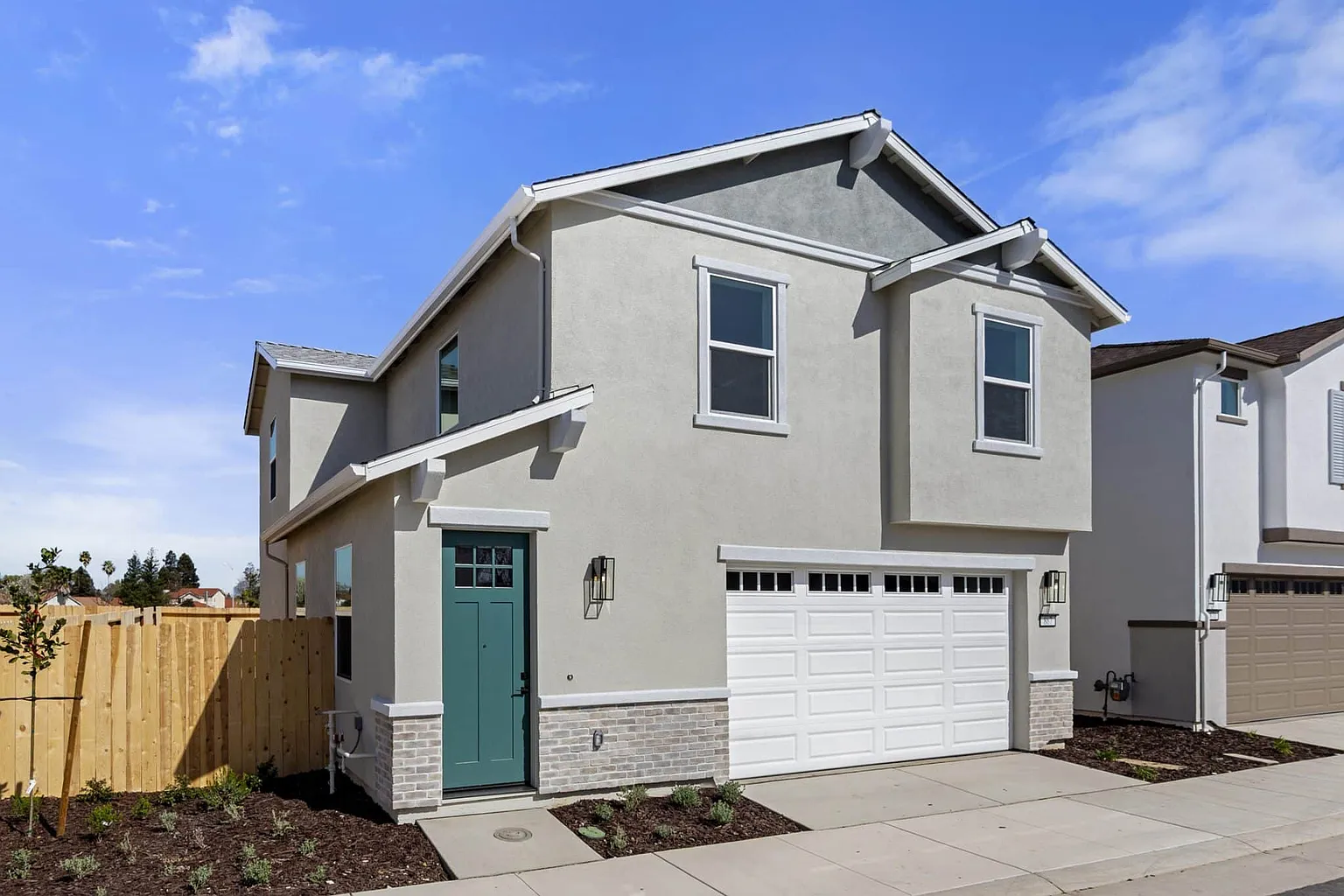 867 Pecan Tree Ln photo 1