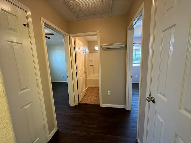 1132 Imperial St — Photo 10