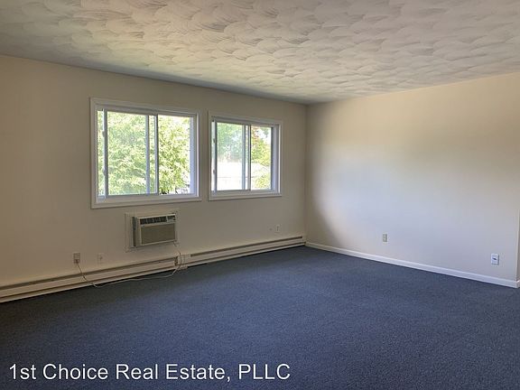 2nd image of 2827 Harwick Dr APT 3