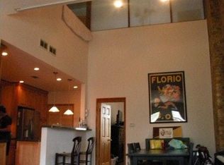 2156 N Racine Ave APT 3, Chicago, IL 60614