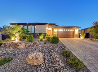 10425 Amulet Ridge Ct, Las Vegas, NV 89149