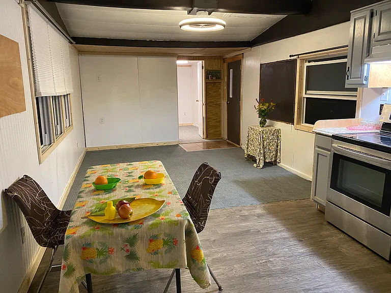 340 Creek Rd — Photo 4