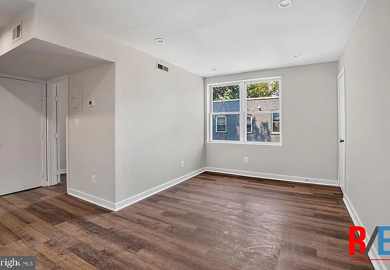 4306 Halley Ter SE #4 — Photo 19