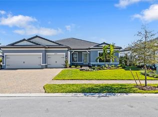 2074 Don Benito Way, Naples, FL 34120