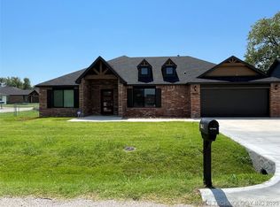 9830 E 59th St S, Tulsa, OK 74146