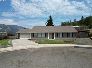1397 NE Lisa Way, Myrtle Creek, OR 97457