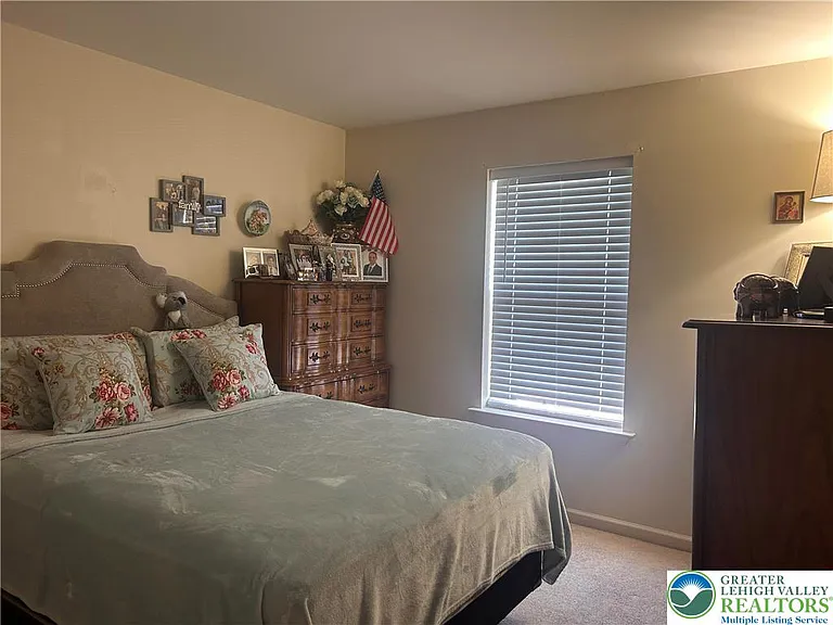 2465 Gillian Ln — Photo 15