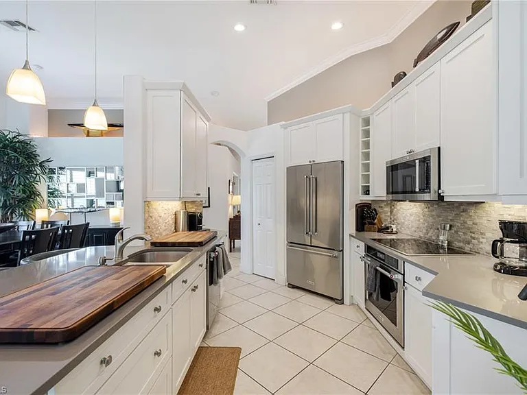 6871 Sterling Greens Dr #202 — Photo 18