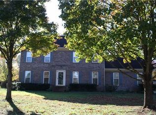 1433 Twin Feather Dr, Murfreesboro, TN 37129
