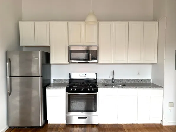 160 Vroom St APT 51, Jersey City, NJ 07306