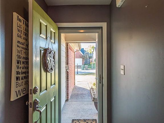 3rd image of 2724 Shady Well Ln