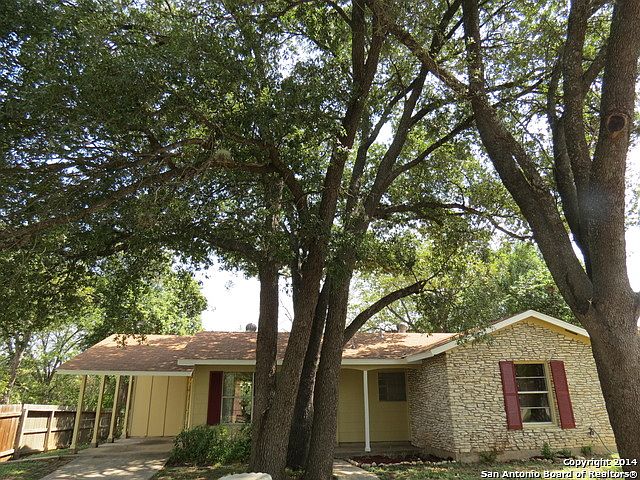 1st image of 8110 Windlake Dr