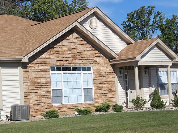 Evans Lake Apartment