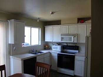 3rd image of 500 Margie Pl