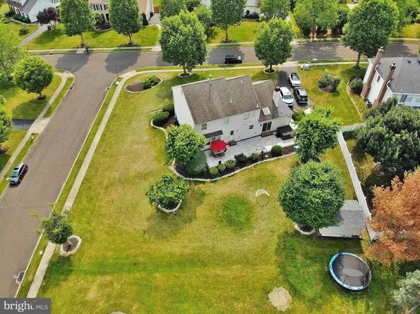 194 Crestview Way, Yardley, PA 19067