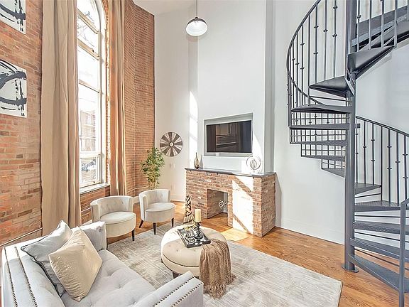 3rd image of 704 Grand St APT 5