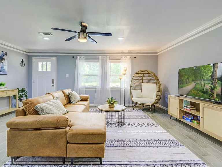 541 Circle Dr — Photo 22