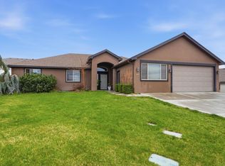 497 Charbonneau Dr, Richland, WA