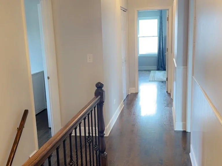 706 Mayfair Dr — Photo 5