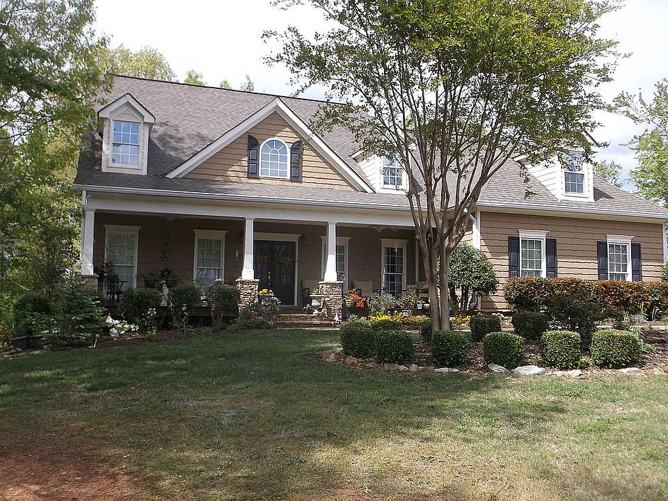 1st image of 329 Deans Dr
