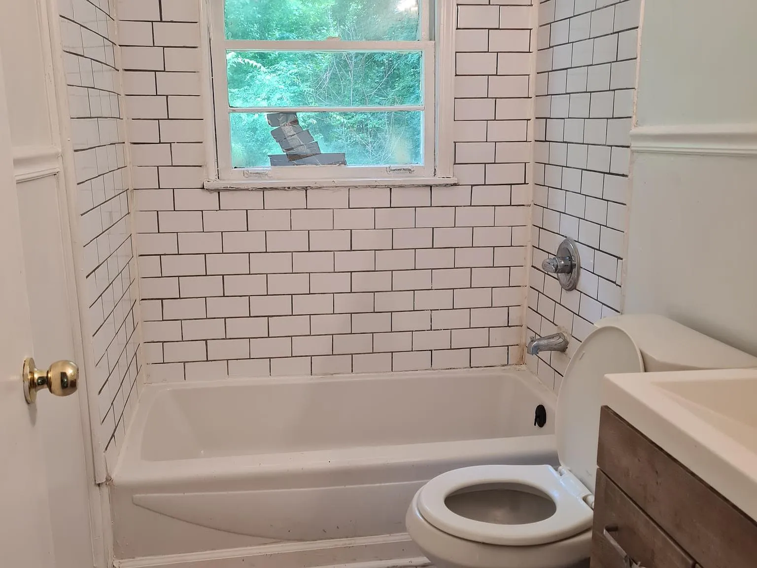 1855A Evans Dr SW, Atlanta — Photo 2