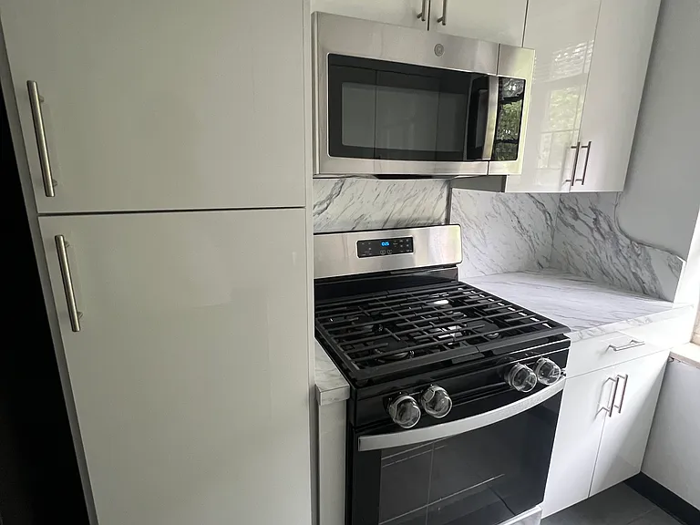 64-22 229th St #B — Photo 5