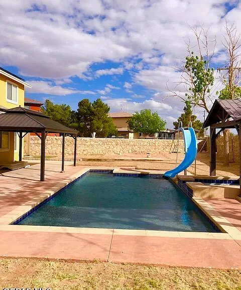 13700 Paseo Rico Cir — Photo 45