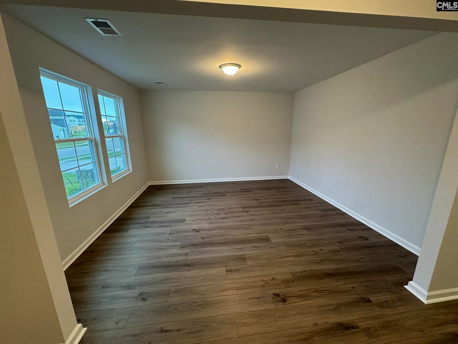 4 bed, 2519 sqft, $2,450 — Photo 3