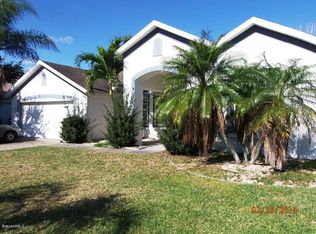 656 Carriage Hill Rd, Melbourne, FL 32940