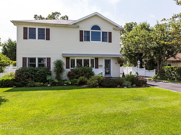 2nd image of 38 Gwendolyn Pl