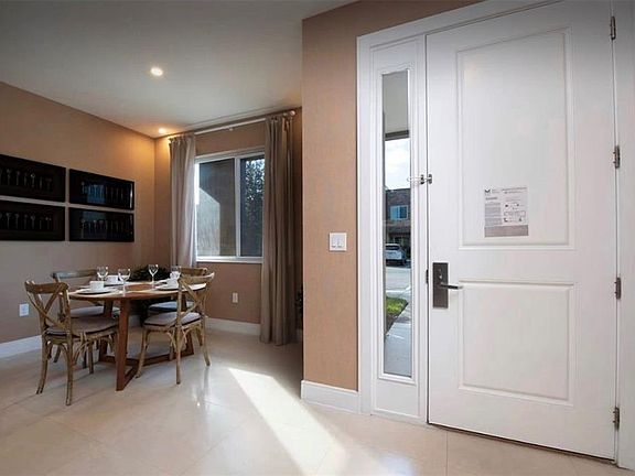 3rd image of 3229 BRASILIA AVENUE