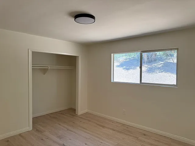 15077 Adams Dr — Photo 15