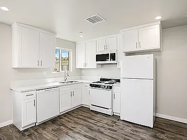 3 bed, 1200 sqft, $5,000 — Photo 4