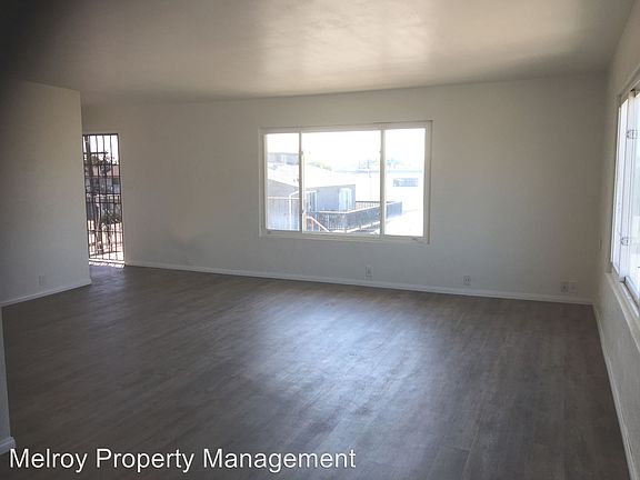 3rd image of 4433 Montalvo St APT 04