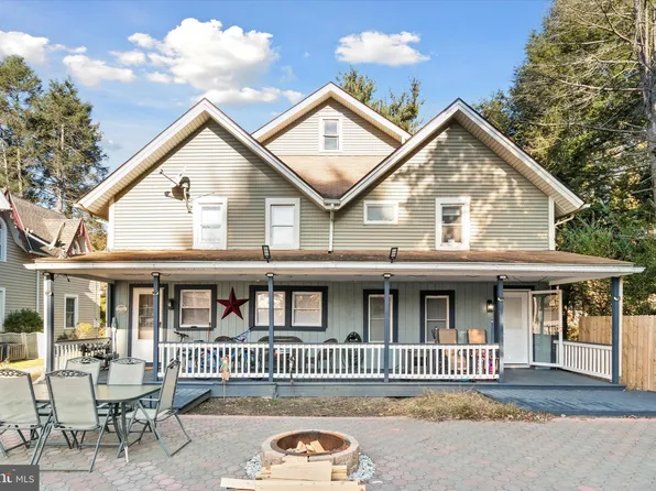 420 Cottage Ave, Edgewater Park, NJ 08010