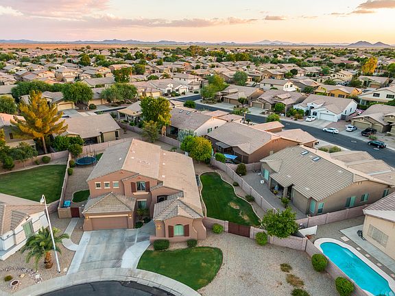 5th image of 3117 E La Costa Pl