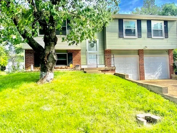 5469 Sleet Dr, Indianapolis, IN 46237