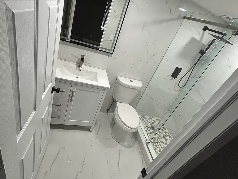 6361 N Falls Circle Drive 212 #212 — Photo 5