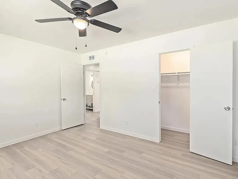 1808 N 31st St #5 — Photo 9