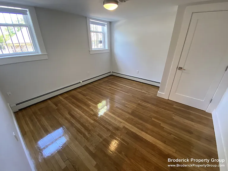 31 South St #B4 — Photo 12